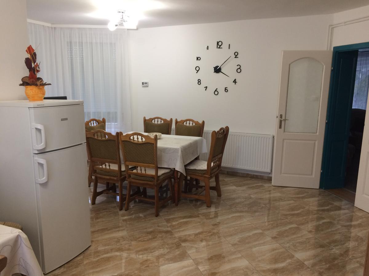 Márti Vendégház Hegykő Esterno foto